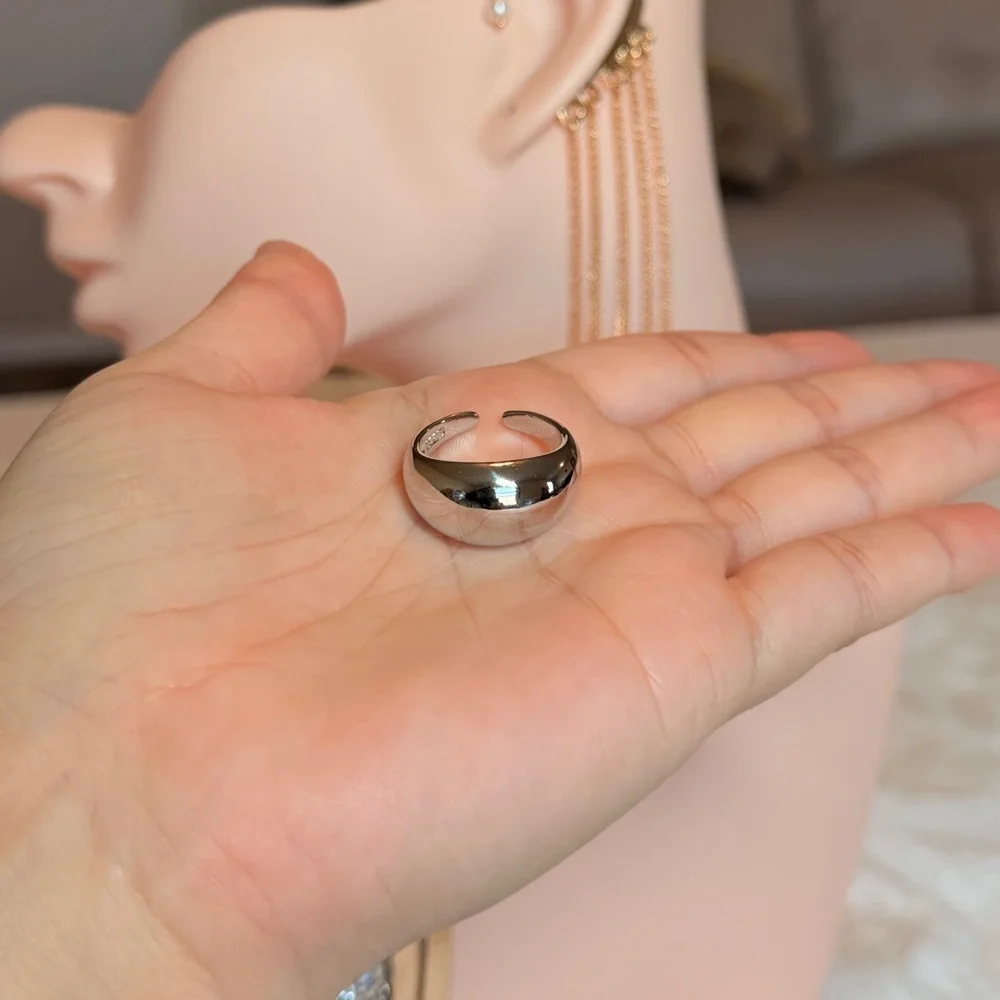 ⚜️ Elegant Silver Dome Ring